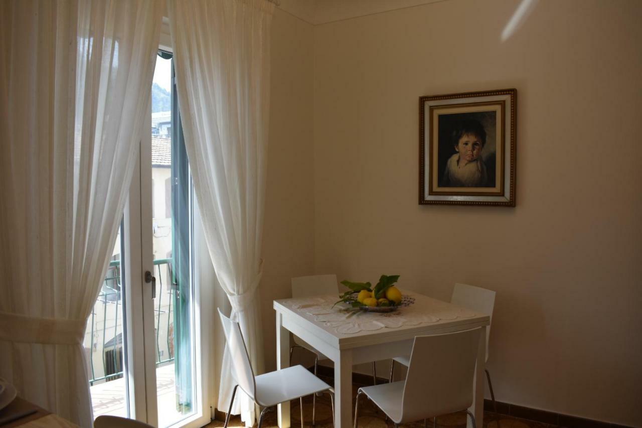 La Casa Di Zeffiro Apartment Maiori Exterior photo